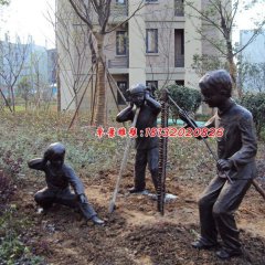 小孩放鞭炮銅雕，公園小品銅雕，景觀銅雕