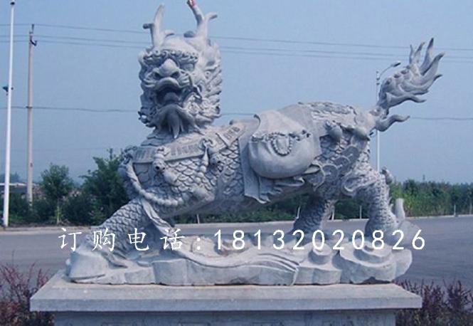 奔跑的麒麟石雕，青石麒麟雕塑