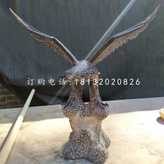 老鷹石雕，青石雄鷹