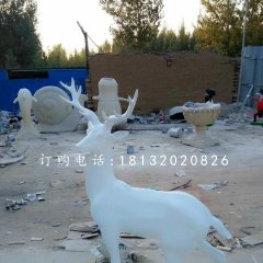 白色的小鹿雕塑，玻璃鋼動(dòng)物雕塑