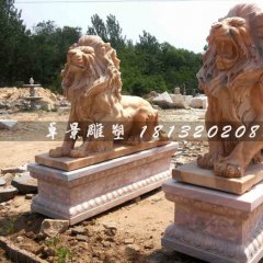西洋獅石雕，趴著西洋獅雕塑