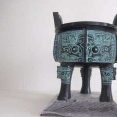 青銅鼎，三足銅鼎雕塑