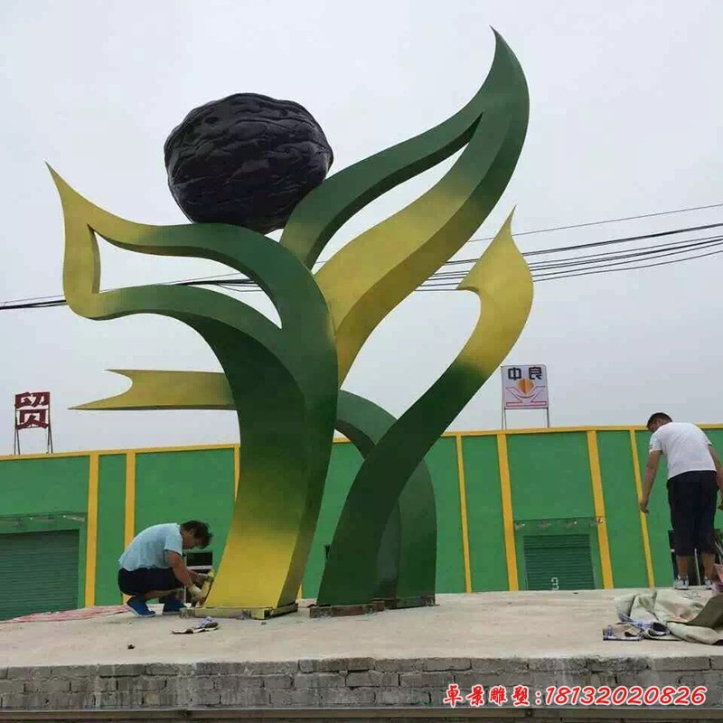 不銹鋼綠葉核桃雕塑,廣場不銹鋼雕塑